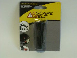 Escape belt escapebelt pietje belt pietjebelt te water auto gordel gordelontspanner car verdrinken onder kinderen achterin gevaar paniek uitvinding gadget voor de man die alles al heeft beste idee van Nederland gewonnen innovatief ontwikkeld makkelijk te instaleren nieuw