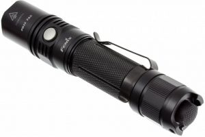 Fenix PD35 Tactical Edition zaklamp politie handhaving handhaver